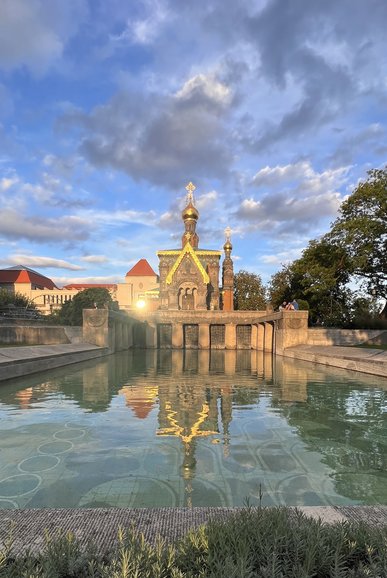 Ein Foto der russischen Kapelle auf der Mathildenhöhe in Darmstadt.